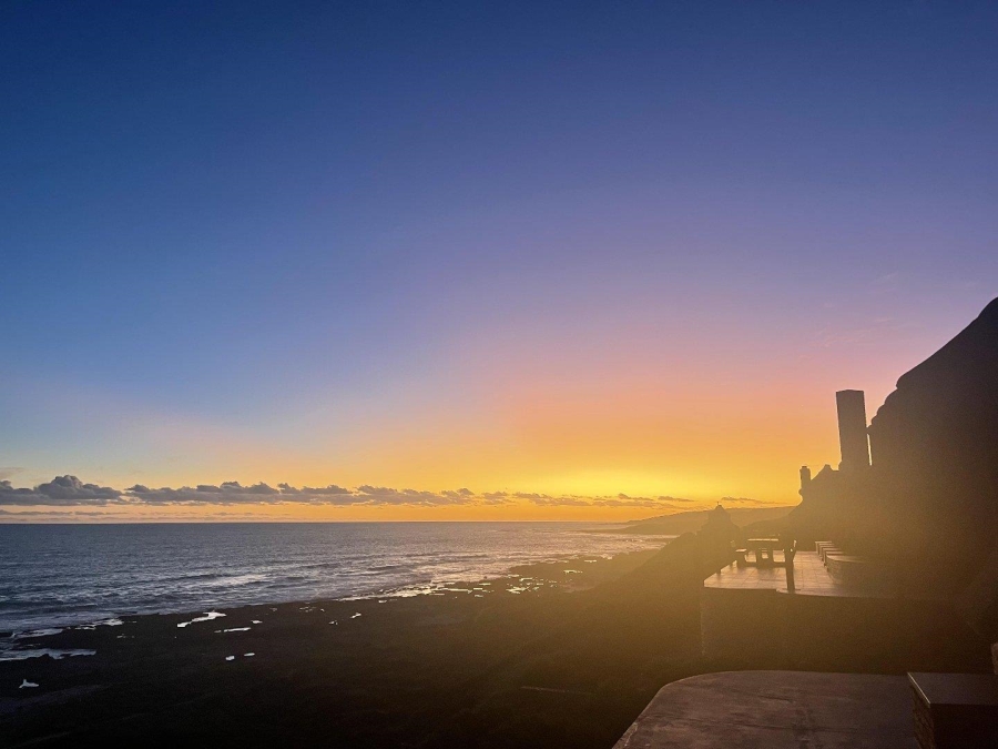 To Let 4 Bedroom Property for Rent in Stilbaai Western Cape